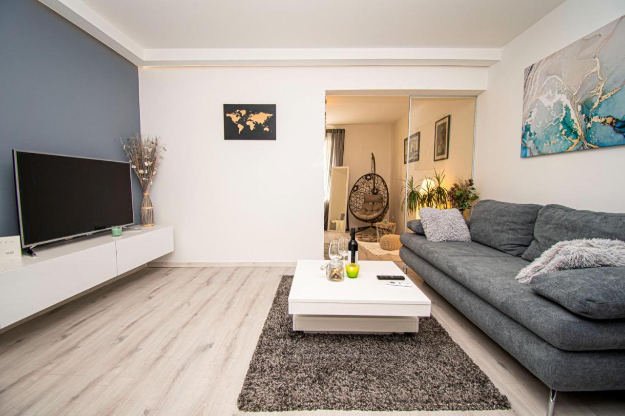 Oasis Apartment Pula Exterior foto